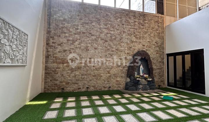 House in Harapan Indah, Tropical Asia Cluster, Already Renovated, Move-in Ready