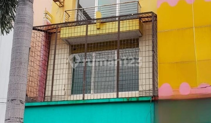 Ruko Bagus di Boulevard Hijau, Harapan Indah Bekasi