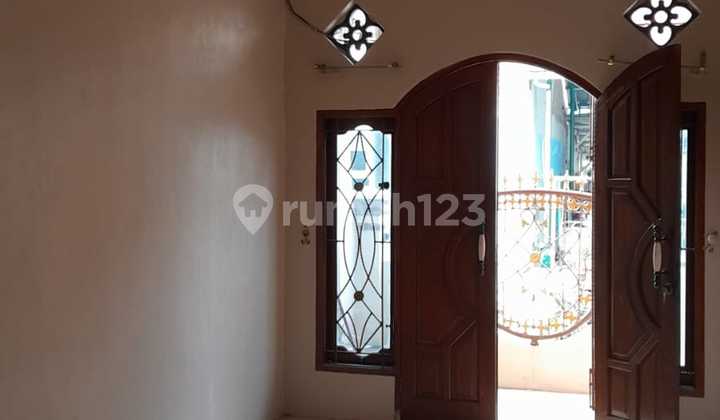 Rumah 2 Lantai di Taman Harapan Baru Kota Harapan Indah Bekasi 2