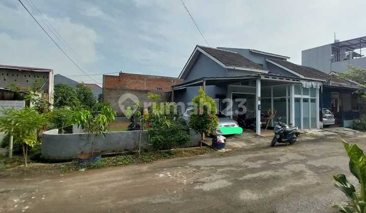 Rumah Hoek di Metland Cibitung Cluster Taman Kemanggisan Bekasi