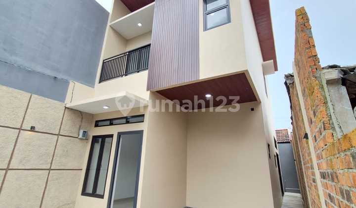 Rumah 2 Lantai Modern di Villa Indah Permai Bekasi Utara 2
