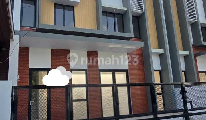 3-Storey Shophouse in Prima Harapan Regency, Bekasi