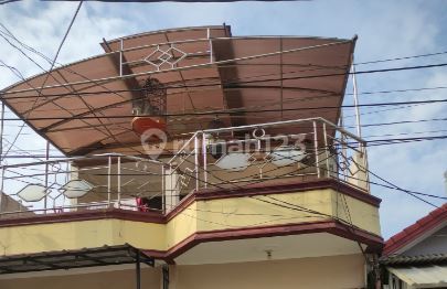 Rumah Strategis di Taman Harapan Baru Harapan Indah Bekasi 2