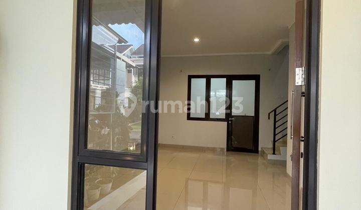 Rumah Siap Huni Cluster Burgundy Summarecon Bekasi