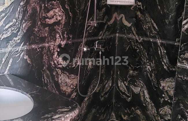 Rumah Mewah di Cluster Asia Tropis Harapan Indah Bekasi 2