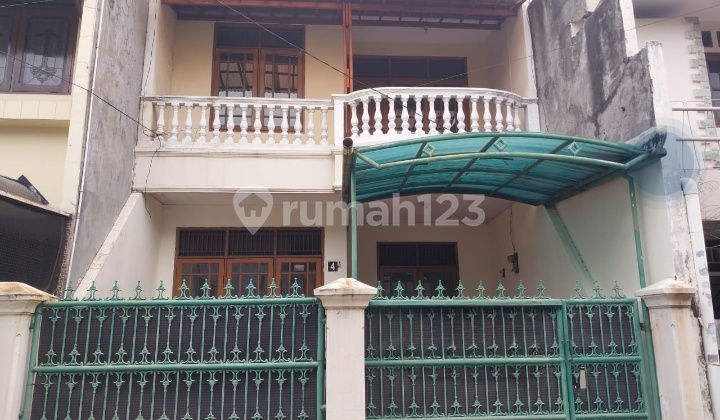 Affordable Ready-to-Live House in Rawamangun Complex, East Jakarta