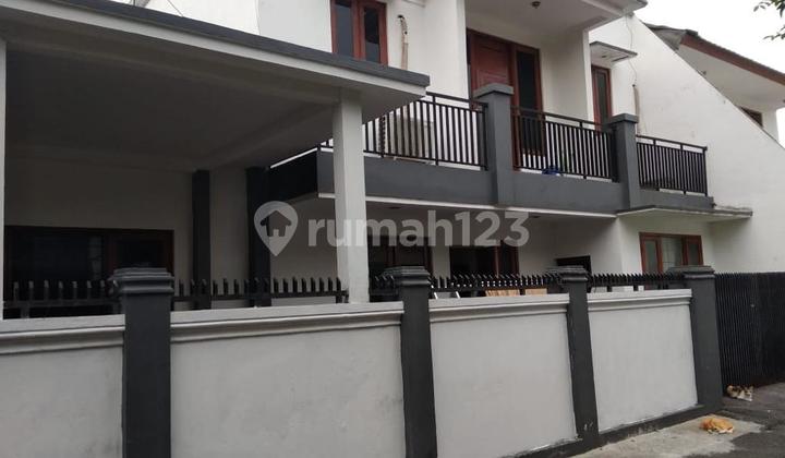 Affordable Ready-to-Occupy House Tebet South Jakarta