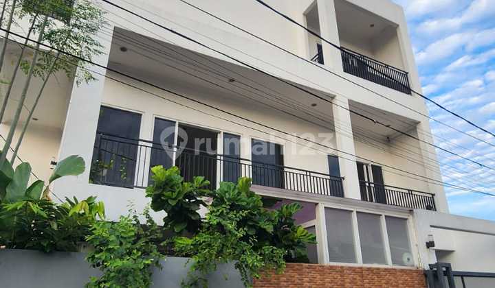 Rumah Mewah Murah Semi Furnished Jatibening Baru Bekasi