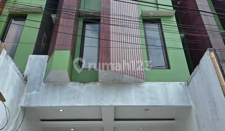New Cheap House Utan Kayu Matraman East Jakarta 2
