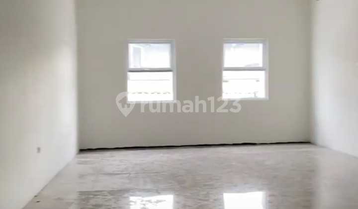 Dijual Ruko Bangunan 2 Lantai Nyaman Siap Pakai Lokasi di Area Jalan Peta Bandung