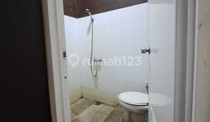 Dijual Rumah Terawat Nyaman Siap Huni Minimalis Lokasi Startegis di Taman Holis Indah 1 Bandung 2