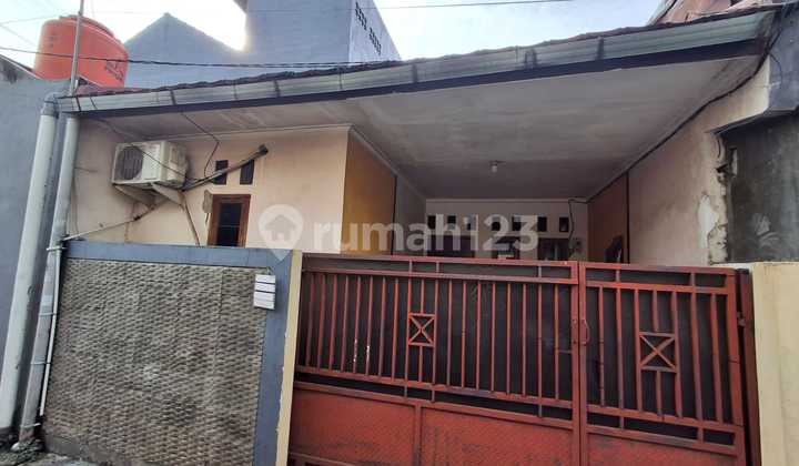 Flood-Free, Comfortable, and Safe Strategic Residence in Kodau, Bekasi