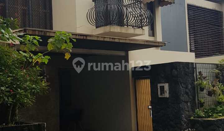 Comfortable and Secure Townhouse Residence in Lebak Bulus, South Jakarta