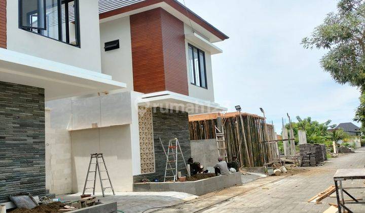 Dijual Rumah Cantik Lantai 2 Lokasi Imambonjol  2