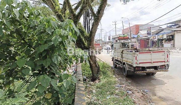 Tanah pinggir jalan poros kilo 15 1