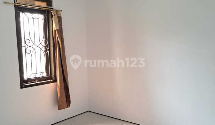 Dijual Rumah Minimalis Modern Di Exlusive Kota Baru Parahayangan 2