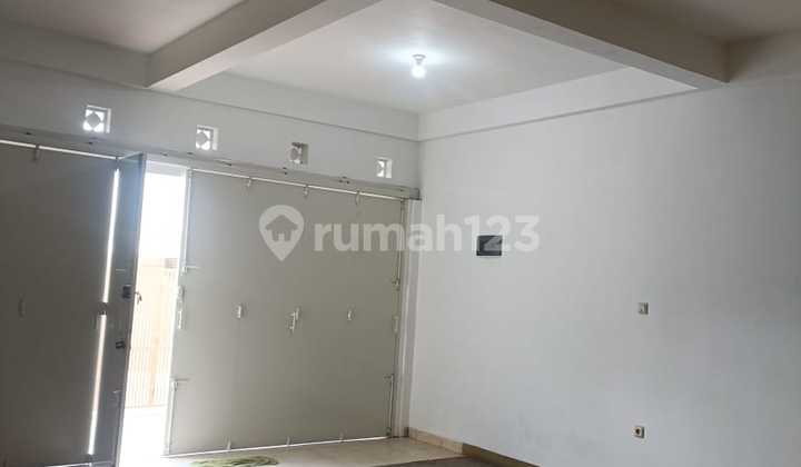 Disewakan Ruang Usaha 2 Lantai Di Karapitan Lengkong Bandung Kota