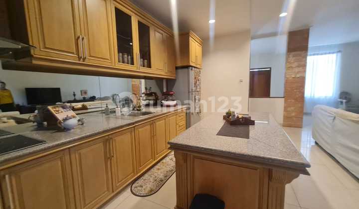 Dijual Rumah Mewah Modern Area Exlusive Setraduta Bandung Utara 2