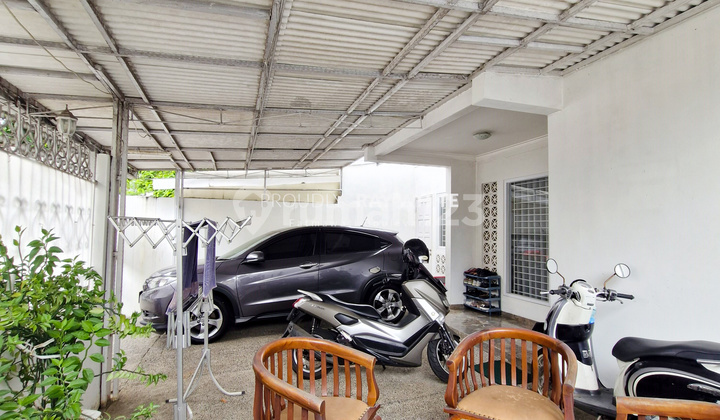 DIJUAL RUMAH siap huni di blok A Cinere Estate 2