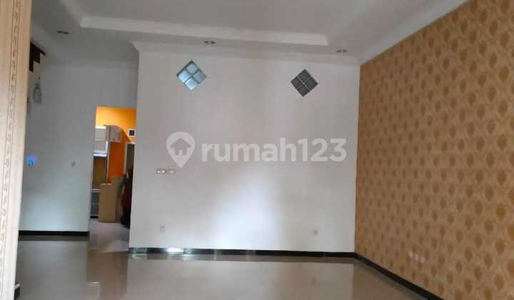 House on Green Boulevard Harapan Indah Bekasi 2