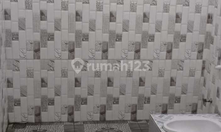 Rumah Depan Jalan Utama Raya Pondok Ungu Sektor Bekasi 2