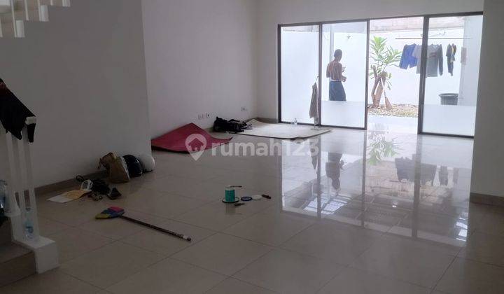 Rumah Minimalis Bagus Di Jgc, Cluster Zebrina, Jakarta Timur  1