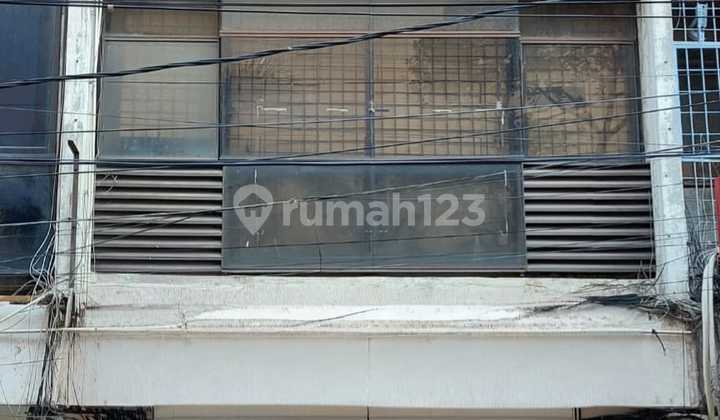Ruko Rapih 3 Lantai Disewakan di Komplek Perdagangan Roxy Mas Jakarta Pusat
