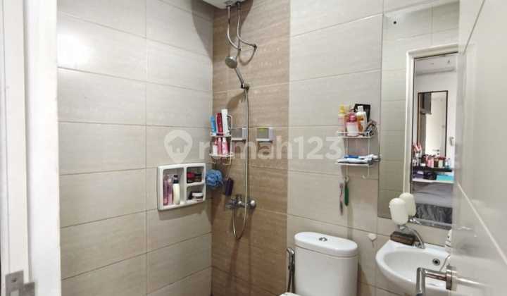 Rumah 2 Lantai Dijual di Cluster Vasana, Harapan Indah 2