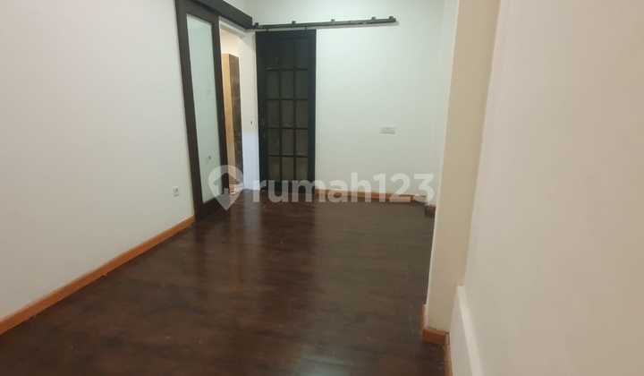 Rumah Bagus 2 Lantai Dijual Cepat Di Tomang Grogol Jakarta Barat 2