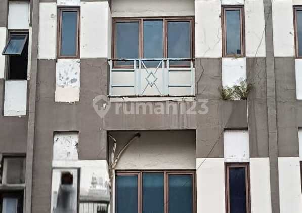 Ruko 5 Lantai Dijual Harga Menarik di Mega Sunter Jakarta Utara