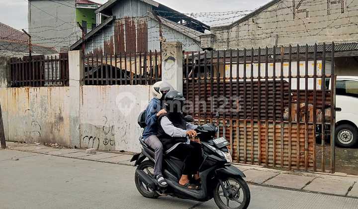 Dijual Rumah Bangunan Tua Hitung Tanah di Jalan Enim Warakas, Tanjung Priok Dijual Rumah Bangunan Tua Hitung Tanah di Jalan Enim Warakas, Tanjung Priok