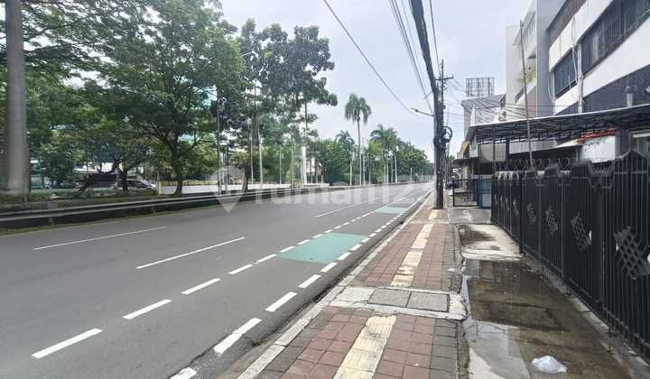 4-Storey Office Building for Rent Strategic Location Cideng 4-Storey Office Building for Rent Strategic Location Cideng