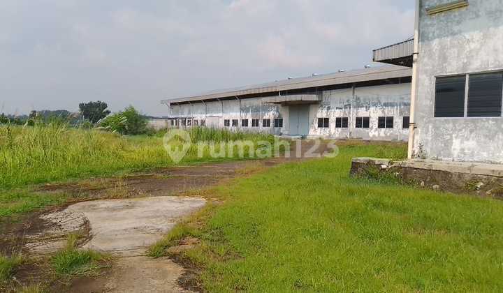 Gudang Ex Garmen Dijual di Cisantri Purwakarta Gudang Ex Garmen Dijual di Cisantri Purwakarta