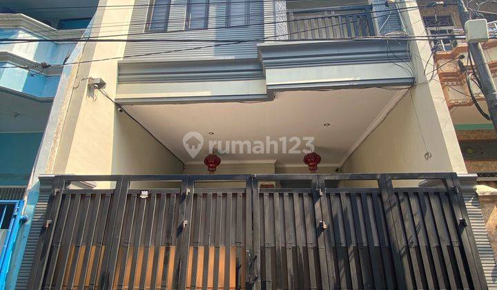 Dijual Rumah 3 Lantai Pademangan 1