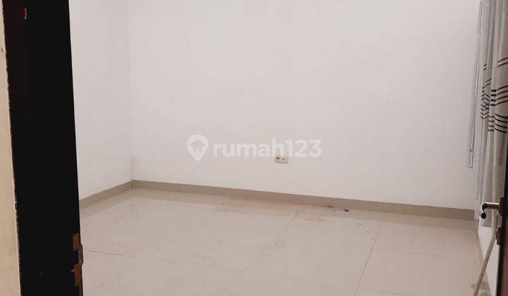 kamar tidur rumah bagus taman mekar utama