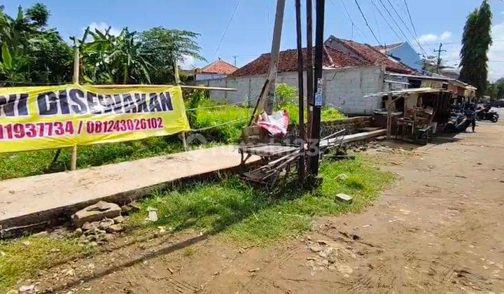 Disewakan Tanah di Pinggir Jalan Utama. Berada di Seberang Lapangan Sepak Bola Yang Akan Dibangun Toko Dan Bangunan Pelayanan Publik, Pasar Ciawitali, Ciamis SHM 700 m² 1