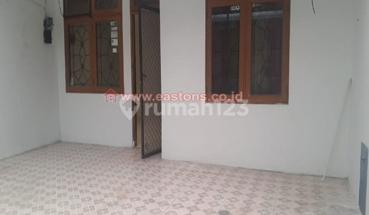 FOR RENT AFFORDABLE HOUSE IN KELAPA GADING AREA (KG005003)