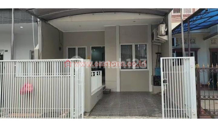 FOR SALE HOUSE IN KELAPA GADING AREA, SEMI FURNISHED (KG004966)