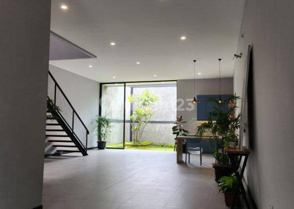 Rumah 2 Lantai Baru SHM di Giri Loka Bsd City 3.35 M Nego 2