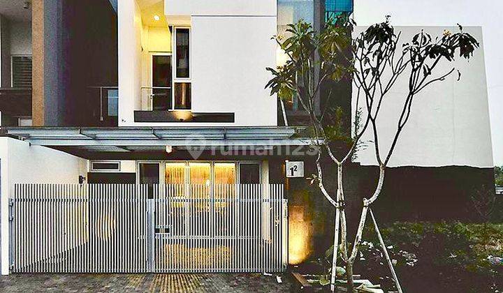 Rumah 3 Lantai SHM Furnished di Manyar, Pik 6.5 M Nego 1