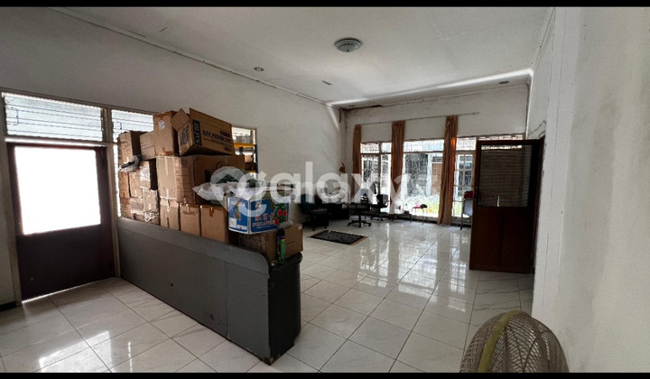 Ready-to-occupy house in Dharmahusada. Ready-to-occupy house in Dharmahusada.