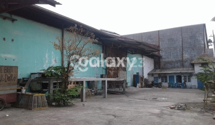 Gudang siap pakai di Surabaya Kota 1