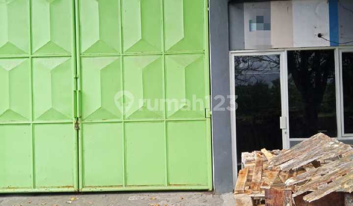 Warehouse  SAFE & LOCK in East Ring Road Sidoarjo