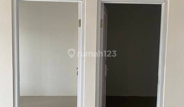 kamar tidur rumah modern view pegunungan bandung