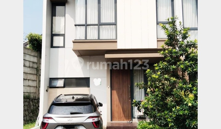 Residence in a Strategic Location Near Schools and Market City Residence in a Strategic Location Near Schools and Market City