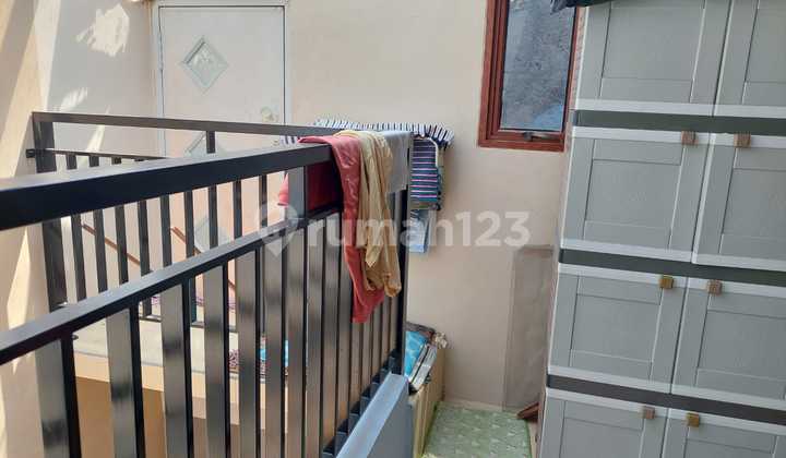 Rumah Baru Renovasi 2KT di Cisaranten, Siap Huni Dekat Arcamanik 2