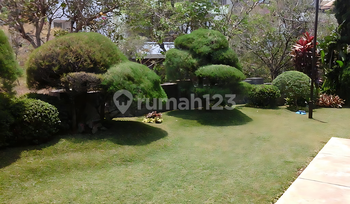 Rumah Full Furnished di Dago Pakar View Bandung 180° Turun Harga Rumah Full Furnished di Dago Pakar View Bandung 180° Turun Harga