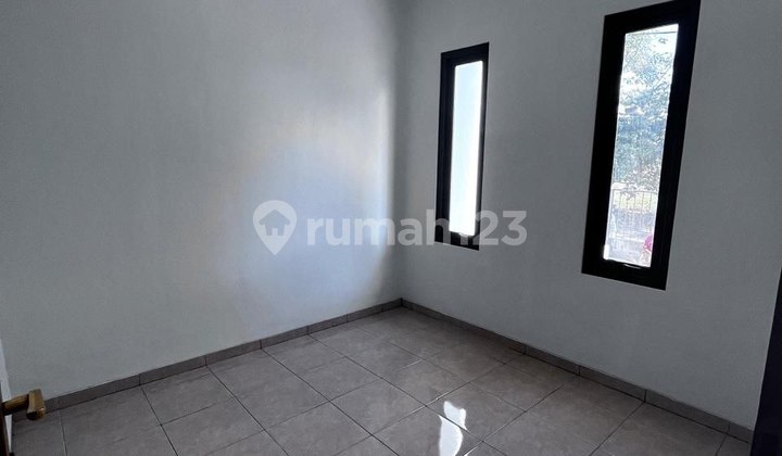 Nice House 2024 Grand Pinus Regency Soekarno Hatta, Bandung