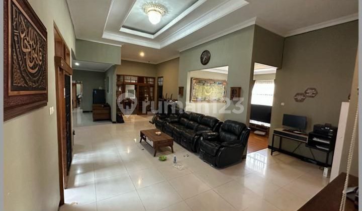 Rumah Hook Terawat Gunung Batu! Siap Huni, Harga di Bawah Pasar 2