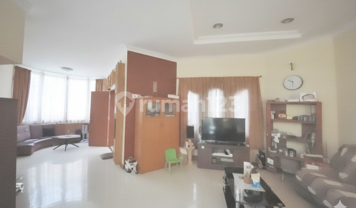 Rumah Posisi Bagus Hook Di Komplek Batununggal Mulia 2